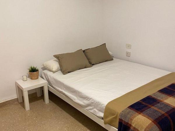 Habitaciones Privada Preciosa Grande Centro Malaga Tambien Cerca De La Playa Wi-Fi Zewnętrze zdjęcie
